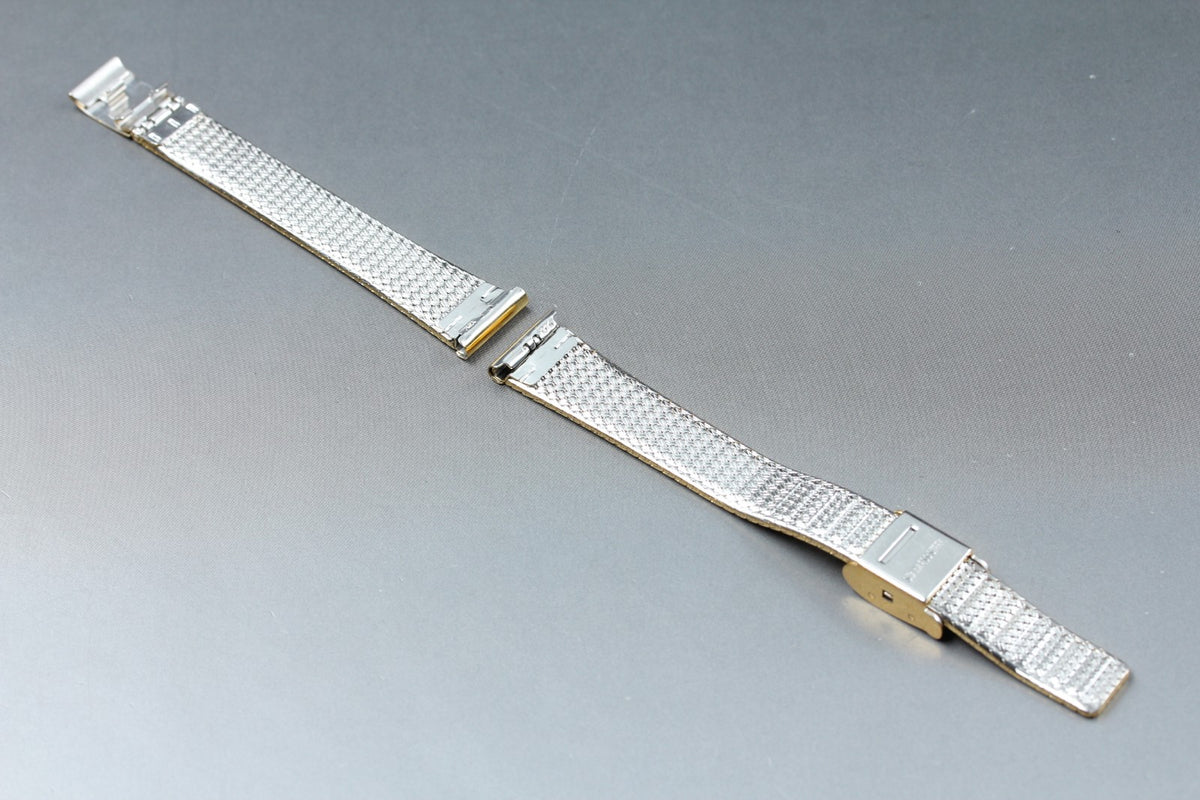 Near MINT OMEGA Milanese/Mesh Band 13mm Gold Plated Stainless Women's Vintage