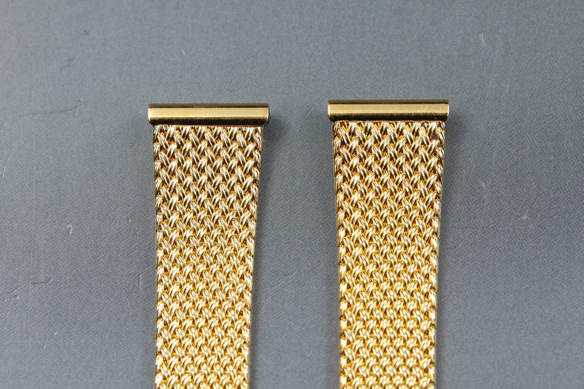 Near MINT OMEGA Milanese/Mesh Band 13mm Gold Plated Stainless Women's Vintage