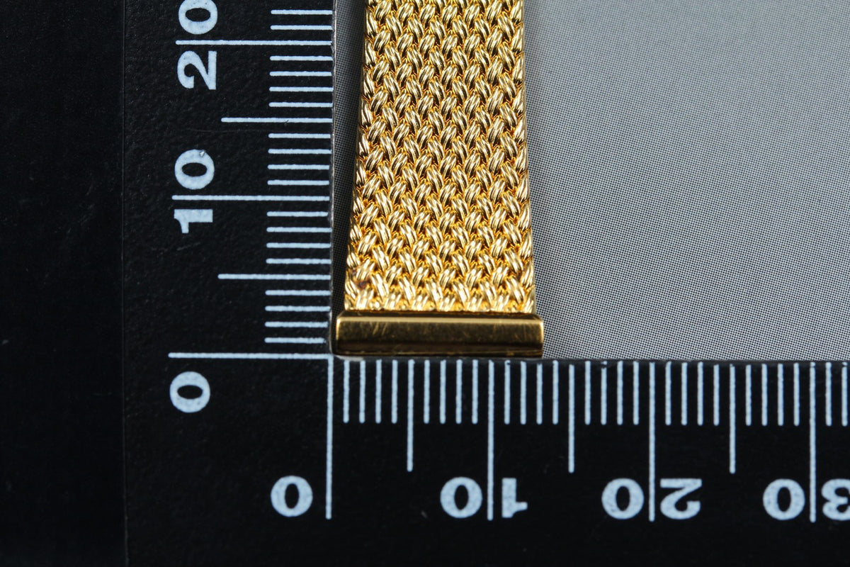 Near MINT OMEGA Milanese/Mesh Band 13mm Gold Plated Stainless Women's Vintage