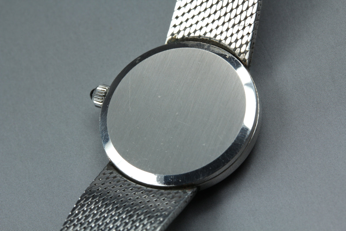 1978 Near MINT OMEGA De Ville 26mm 711.2028 Manual Silver Dial Women's Vintage