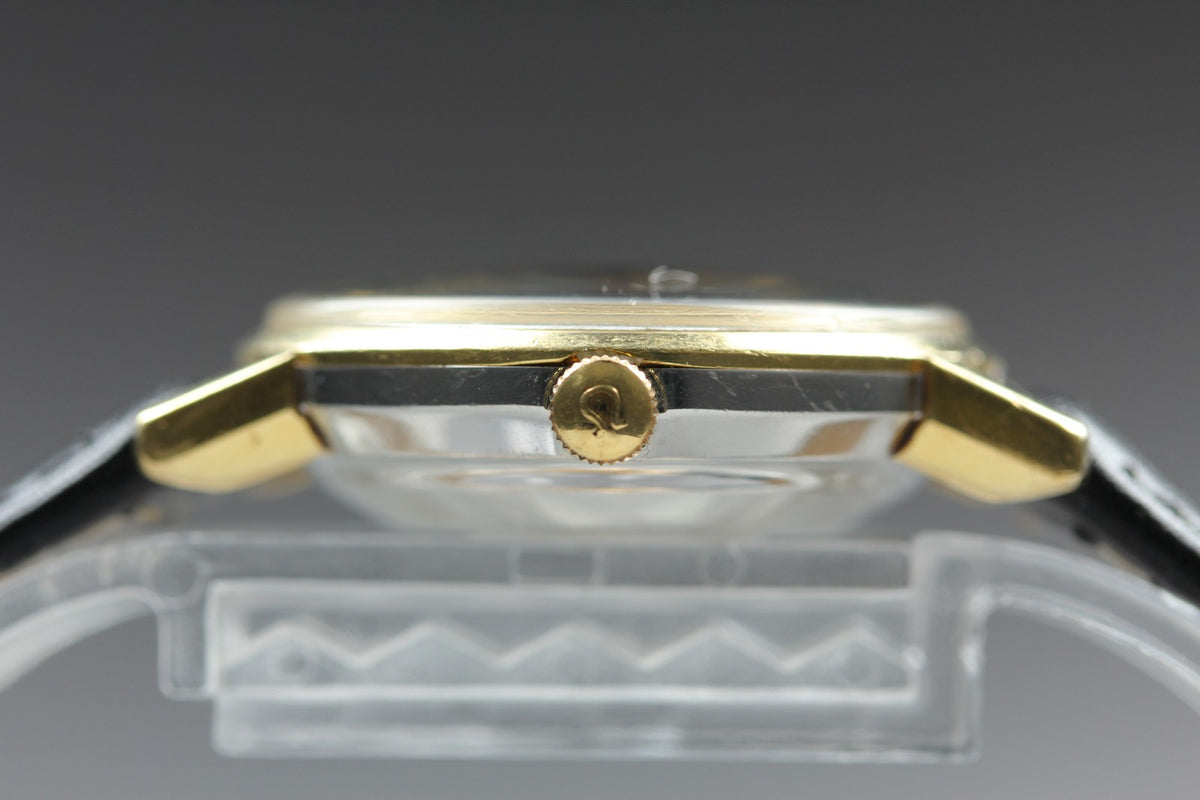 Near MINT OMEGA Seamaster De Ville 27mm Automatic Champagne Dial Women's Vintage