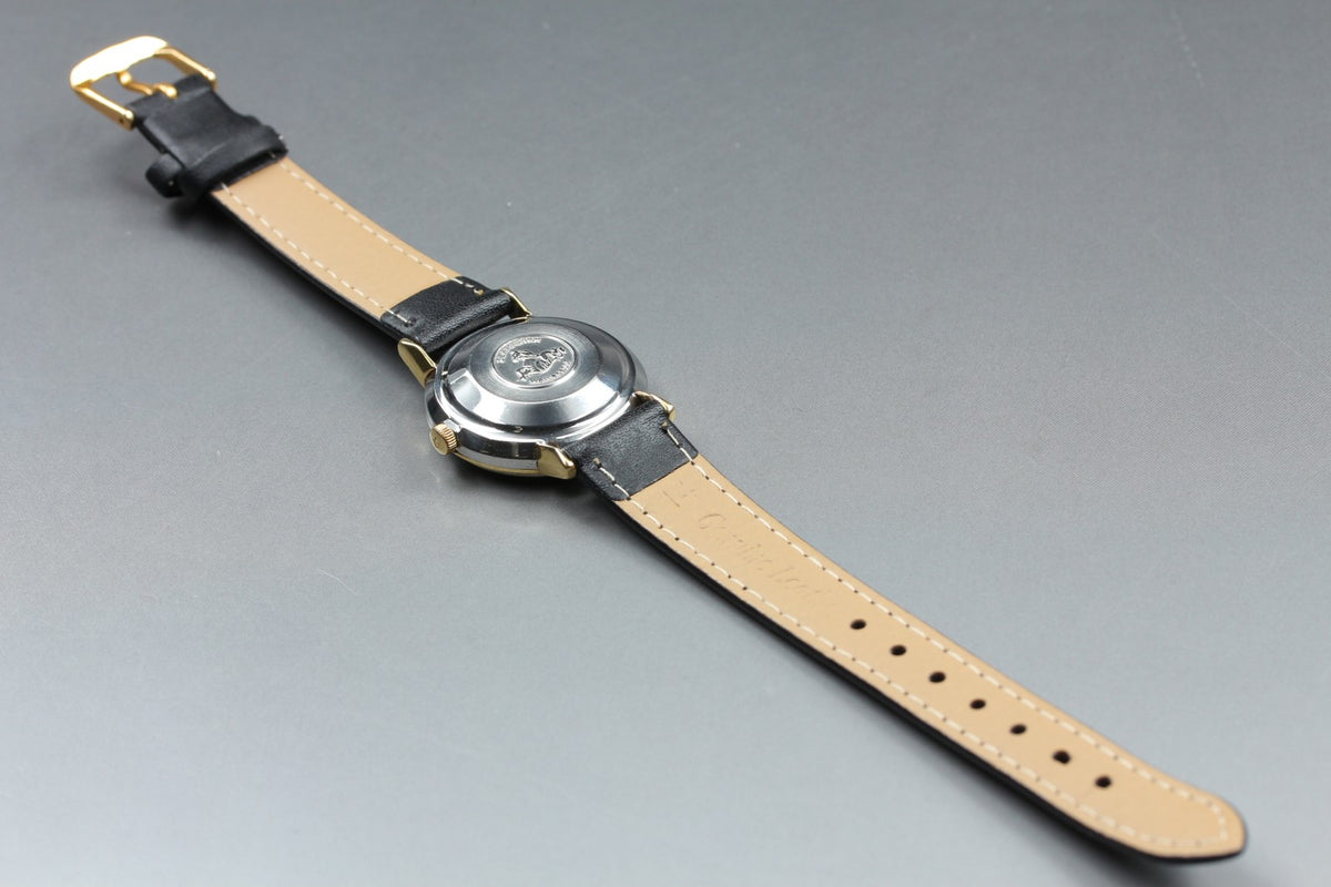 Near MINT OMEGA Seamaster De Ville 27mm Automatic Champagne Dial Women's Vintage