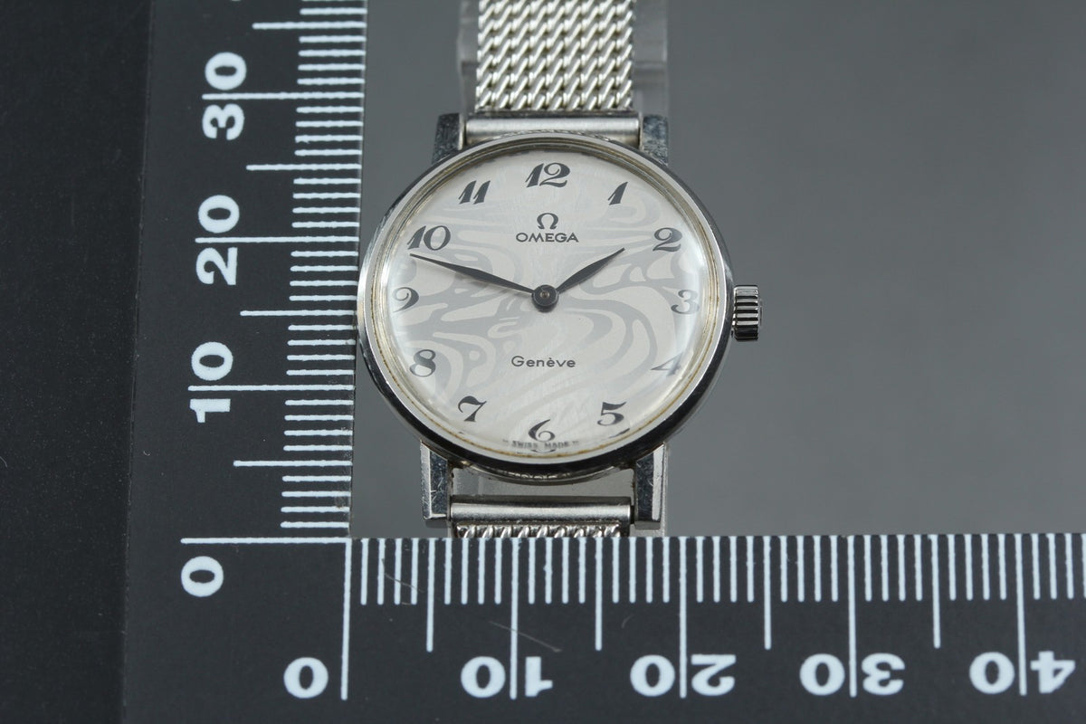 1971 Near MINT OMEGA Geneve 23mm 511.409 Manual Marble Dial Women's Vintage