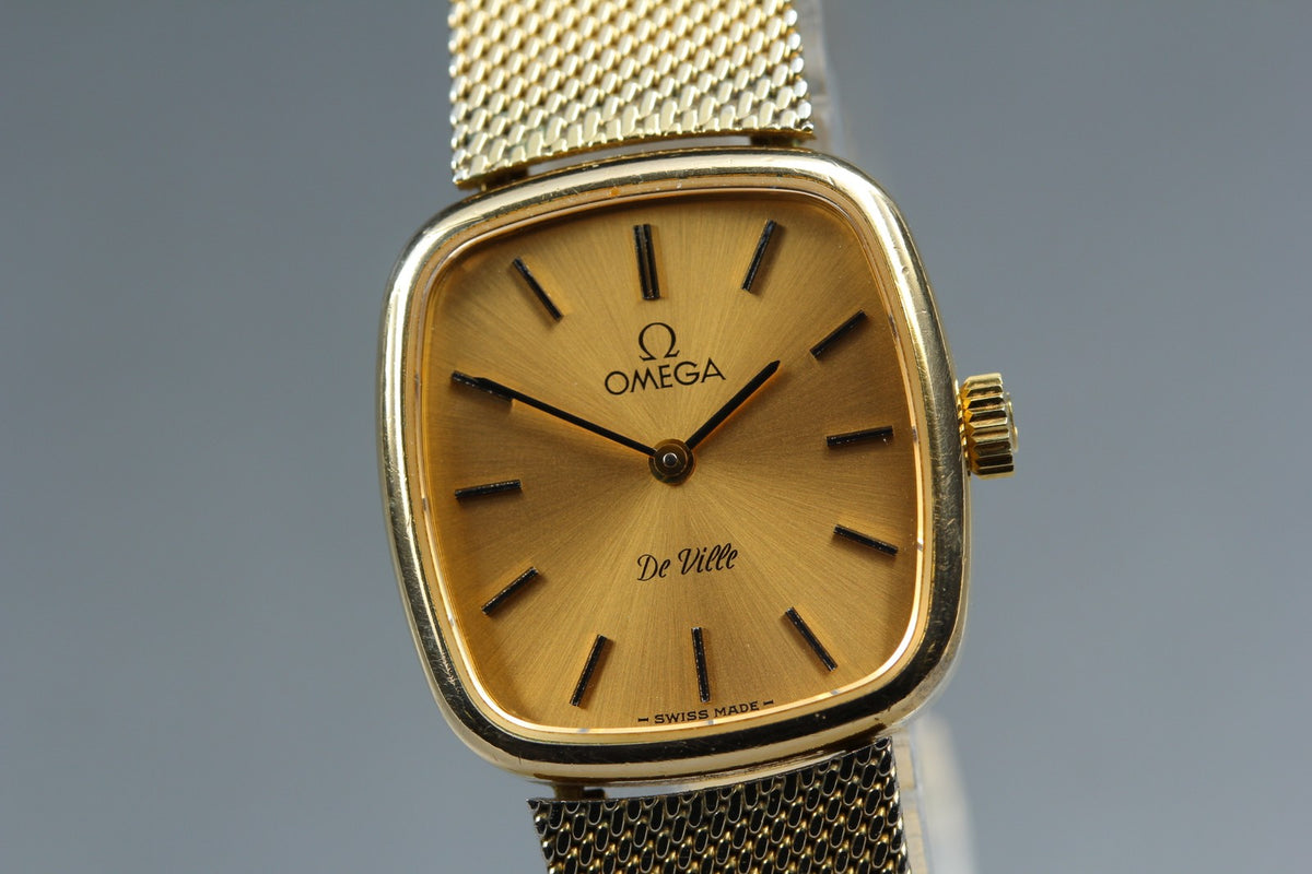 1979 Near MINT OMEGA De Ville 22mm 511.563 Manual Wind Gold Dial Women's Vintage