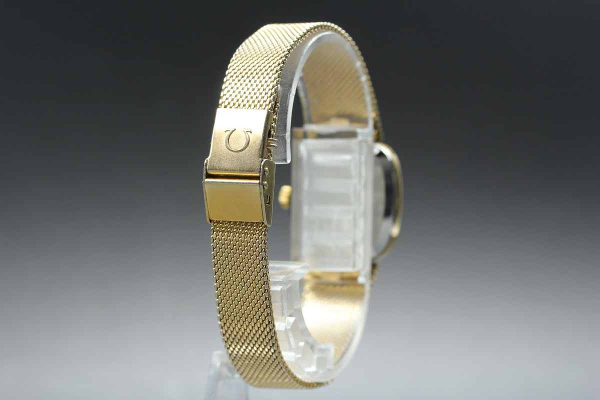 1979 Near MINT OMEGA De Ville 22mm 511.563 Manual Wind Gold Dial Women's Vintage