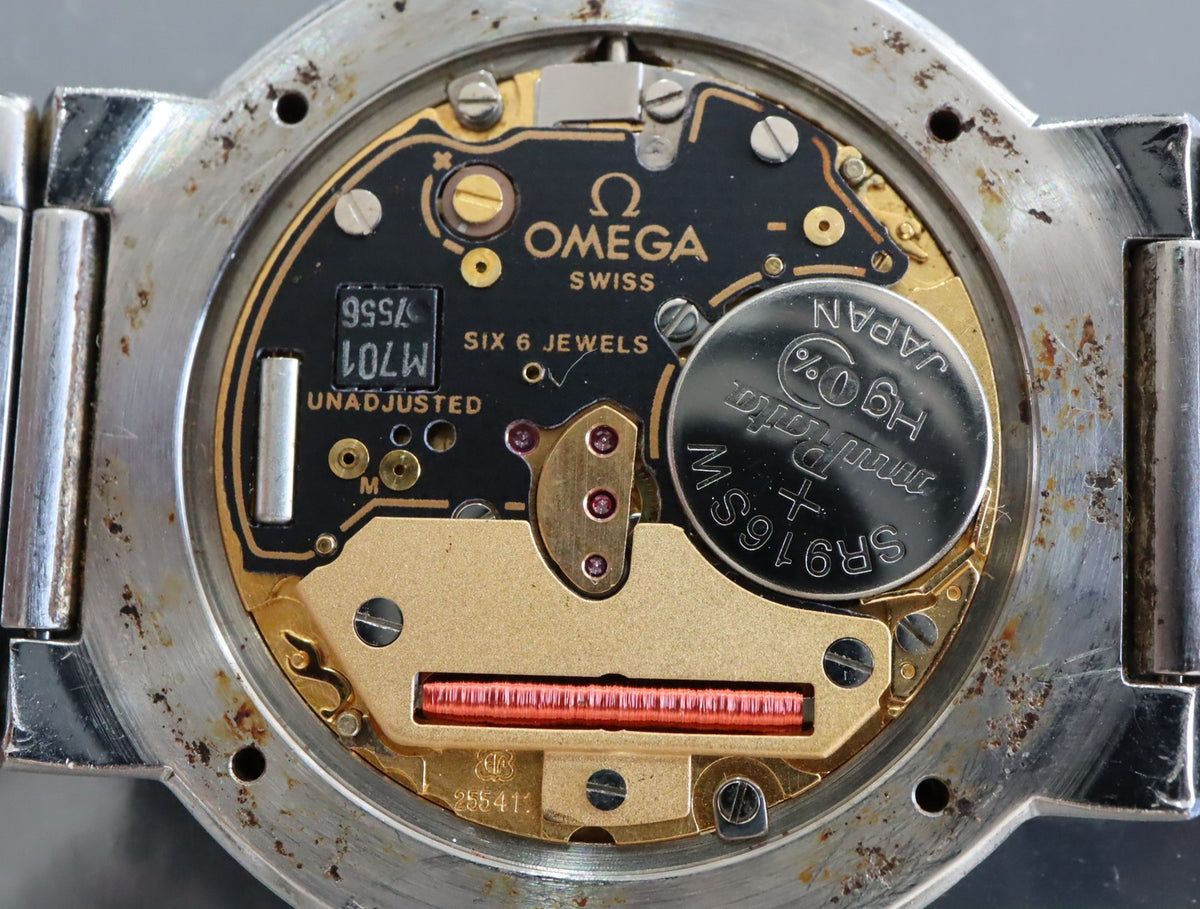 1986 Near MINT OMEGA De Ville 32mm 396.0951 Quartz Gold Dial Men's Watch Vintage