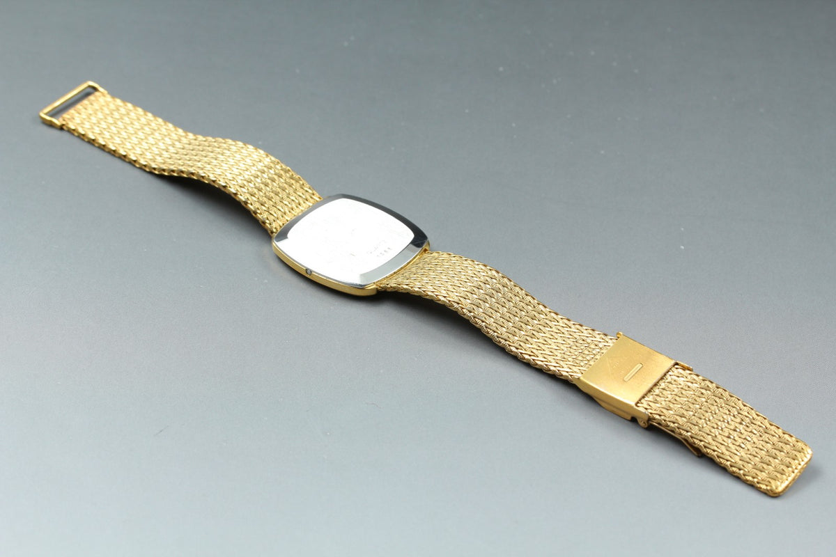 1980 Near MINT OMEGA De Ville 29mm 191.135 Quartz Gold Roman Dial Men's Vintage