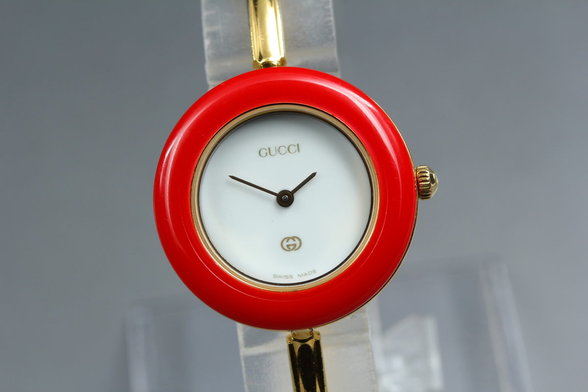 Near MINT GUCCI Change Bezel 26mm 11/12 Quartz White Dial Red Women's Vintage