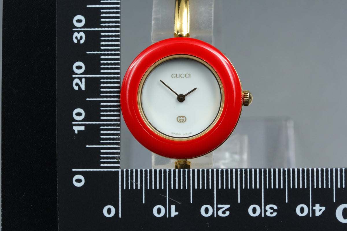 Near MINT GUCCI Change Bezel 26mm 11/12 Quartz White Dial Red Women's Vintage