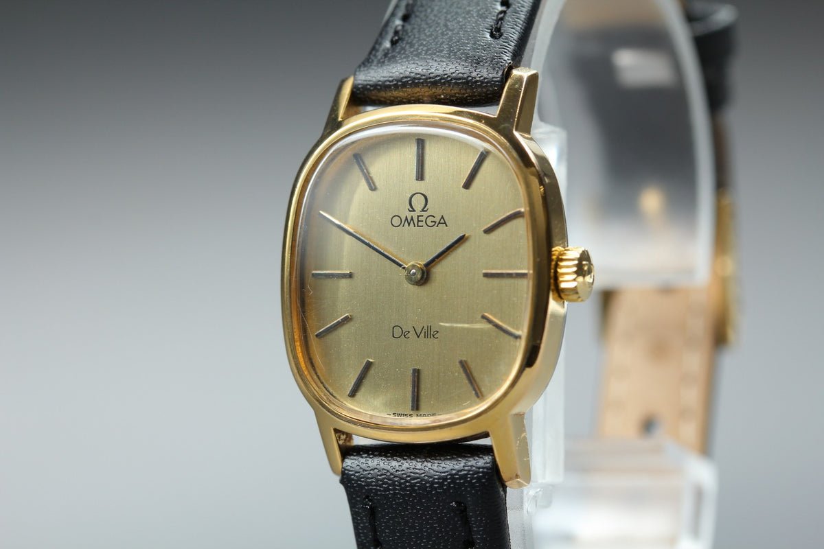 1979 Near MINT OMEGA De Ville 21mm 511.0509 Manual Gold Dial Women's Vintage
