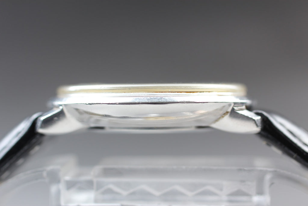 1970s Near MINT OMEGA De Ville 33mm TOOL.104 Manual Silver Dial Men's Vintage