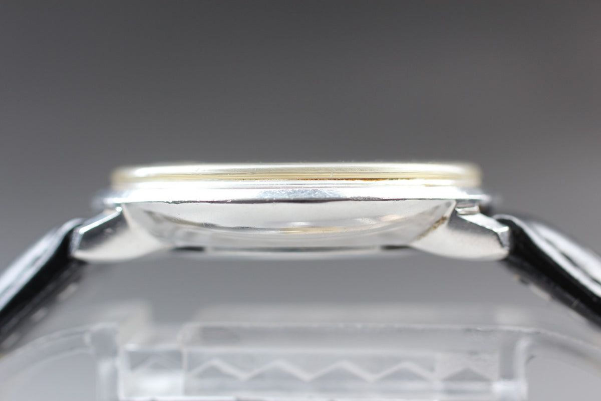 1970s Near MINT OMEGA De Ville 33mm TOOL.104 Manual Silver Dial Men's Vintage