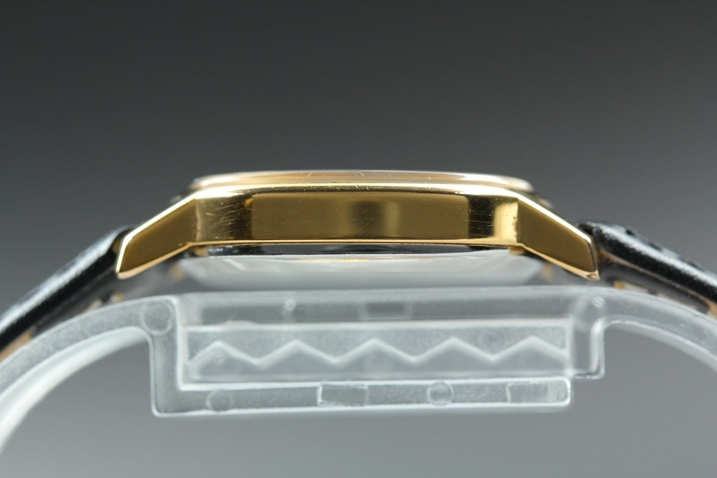 1979 Near MINT OMEGA De Ville 21mm 511.0509 Manual Gold Dial Women's Vintage
