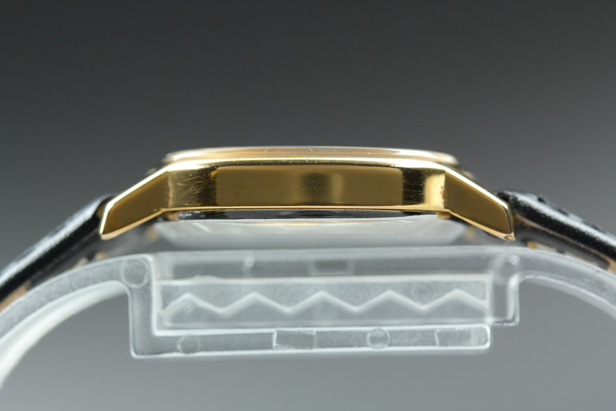 1979 Near MINT OMEGA De Ville 21mm 511.0509 Manual Gold Dial Women's Vintage