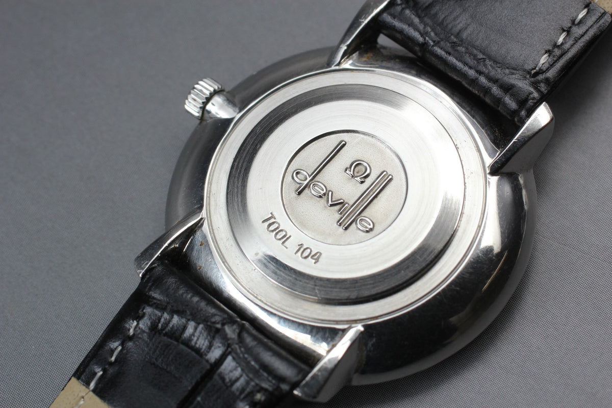 1970s Near MINT OMEGA De Ville 33mm TOOL.104 Manual Silver Dial Men's Vintage