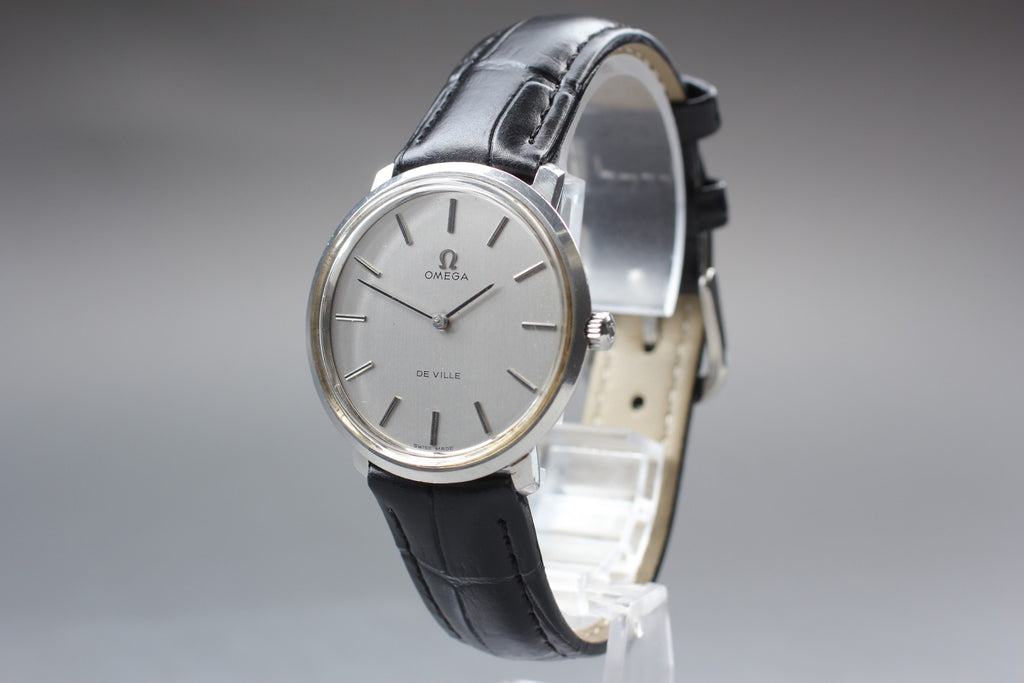 1970s Near MINT OMEGA De Ville 33mm TOOL.104 Manual Silver Dial Men's Vintage