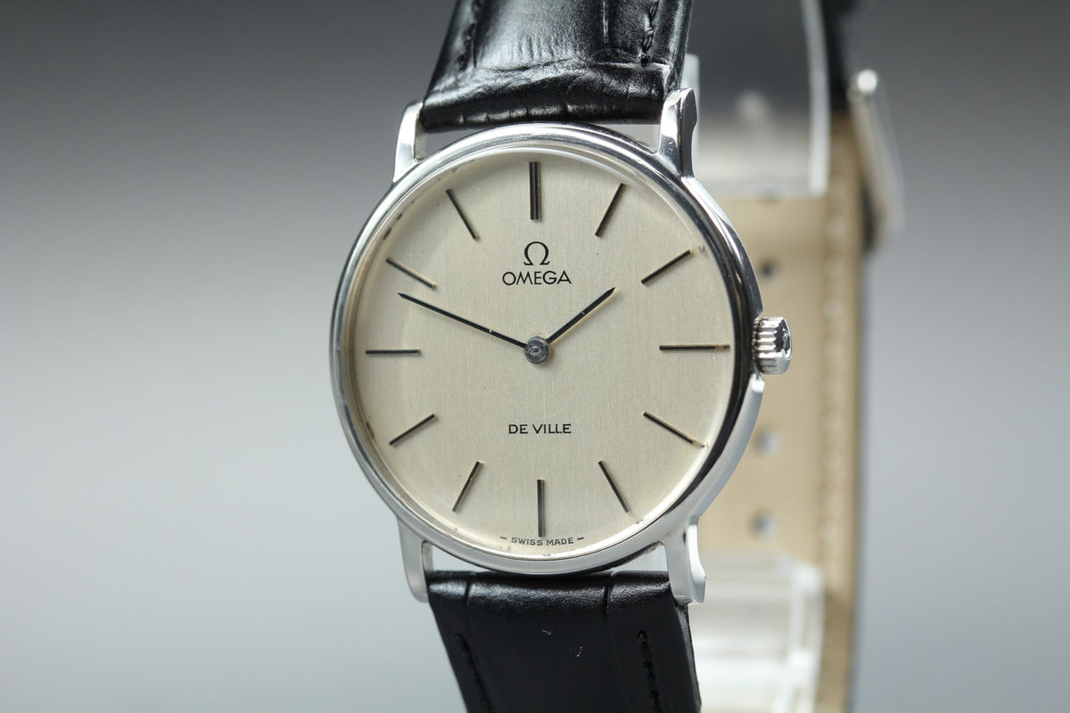 1975 Near MINT OMEGA De Ville 32mm 111.0140 Manual Silver Dial Men's Vintage
