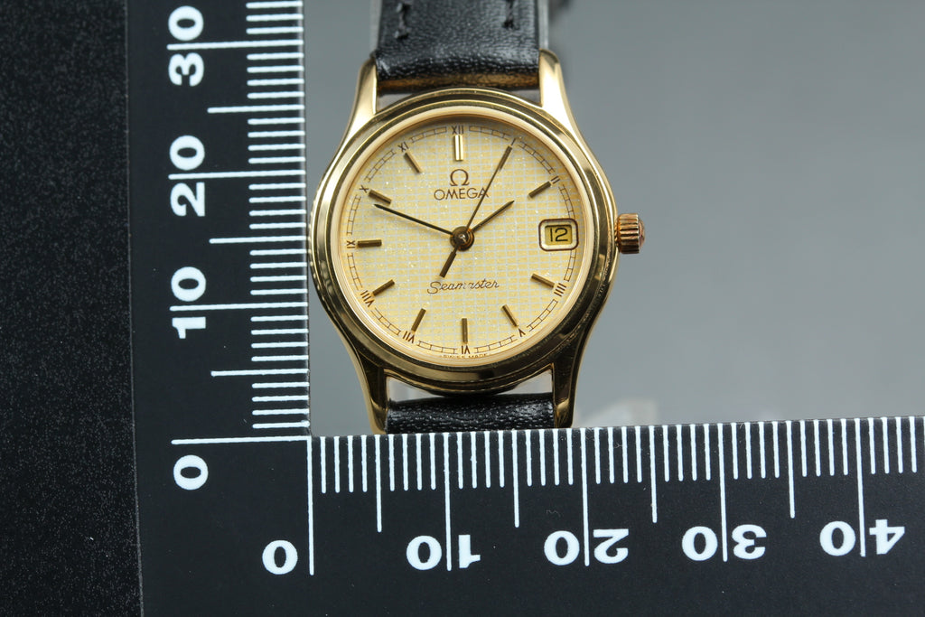 1985 Top MINT OMEGA Seamaster 23mm 596.0073 Quartz Gold Dial Women's Vintage