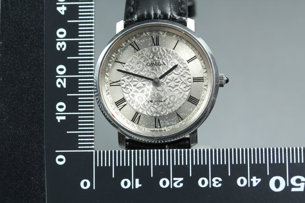 1972 Near MINT OMEGA De Ville 33mm 111.0107 Manual Floral Dial Men's Vintage