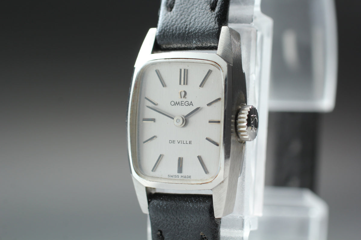 1971 Near MINT OMEGA De Ville 15mm 511.268 Manual Silver Dial Women's Vintage