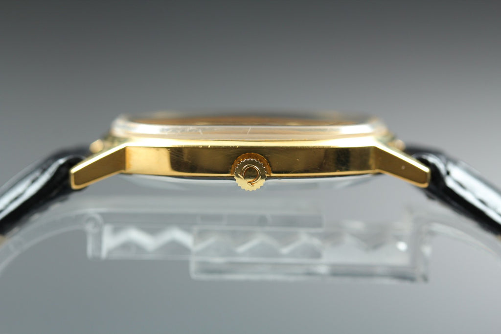 1979 Near MINT OMEGA De Ville 30mm 111.0148 Manual Gold Dial Men's Watch Vintage