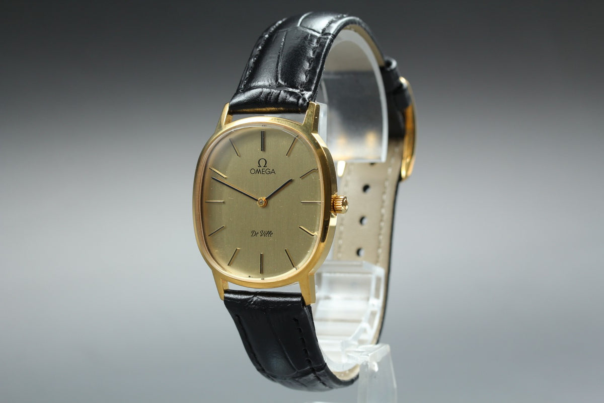1979 Near MINT OMEGA De Ville 30mm 111.0148 Manual Gold Dial Men's Watch Vintage