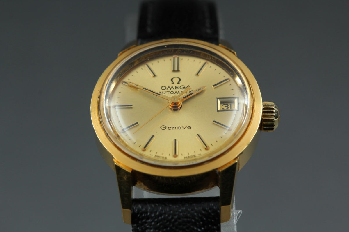 1973 Near MINT OMEGA Geneve 22mm 566.0045 Automatic Gold Dial Women's Vintage
