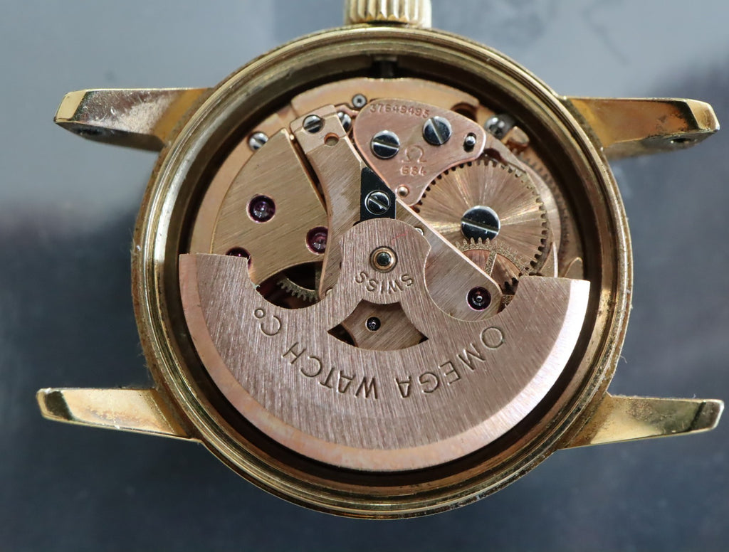 1973 Near MINT OMEGA Geneve 22mm 566.0045 Automatic Gold Dial Women's Vintage