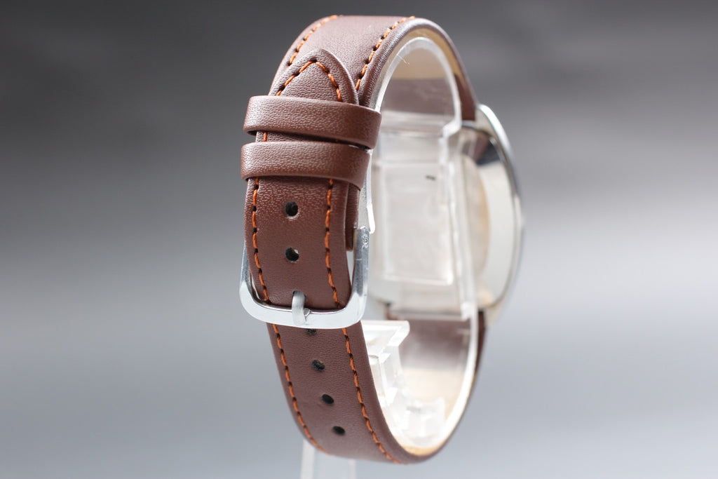 1978 Near MINT OMEGA De Ville 31mm 111.0139 Manual Silver Dial Men's Vintage