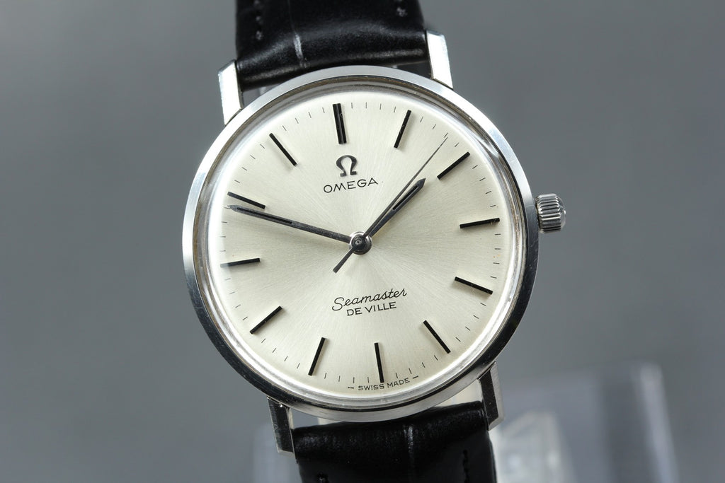 Near MINT OMEGA Seamaster De Ville 33mm Manual Silver Dial Men's Watch Vintage