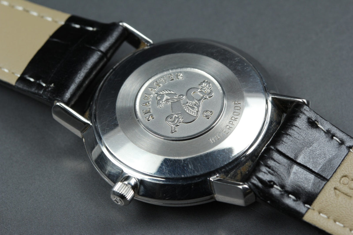 Near MINT OMEGA Seamaster De Ville 33mm Manual Silver Dial Men's Watch Vintage