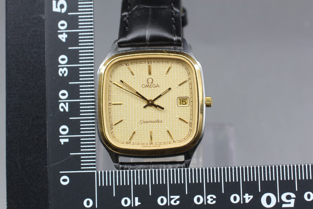 1984 Near MINT OMEGA Seamaster 31mm 396.1011 Quartz Gold Roman Dial Men Vintage