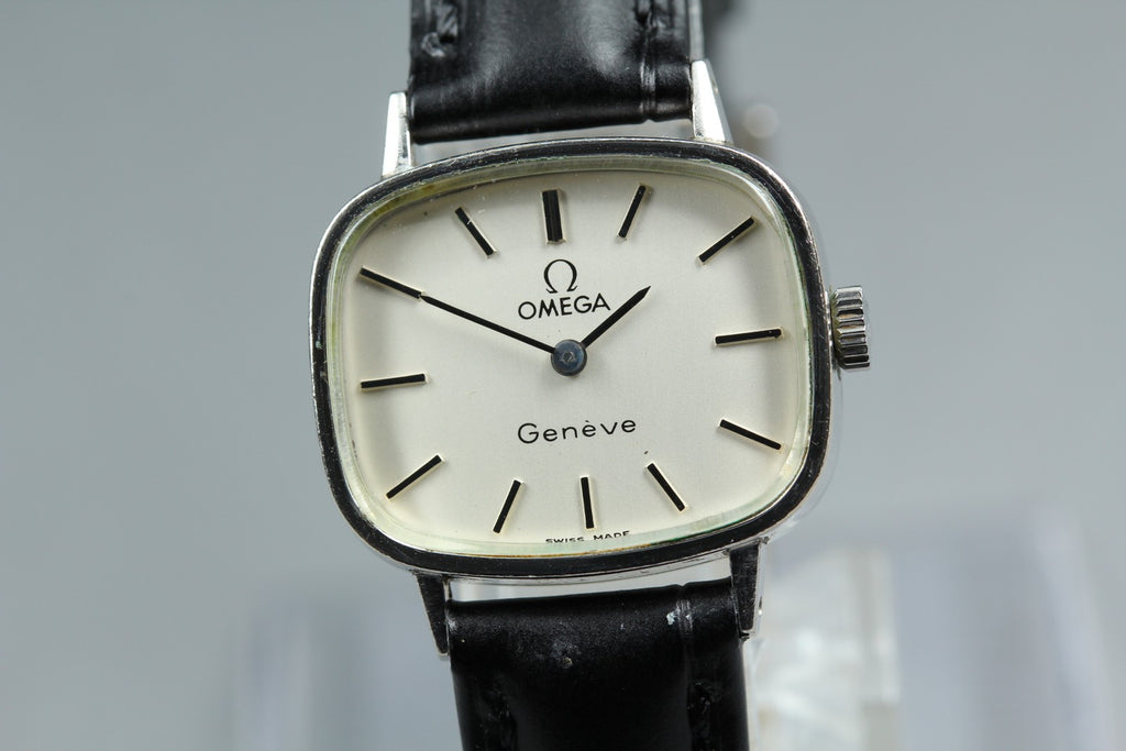 1973 Near MINT OMEGA Geneve 24mm 511.413 Manual Silver Dial Women's Vintage