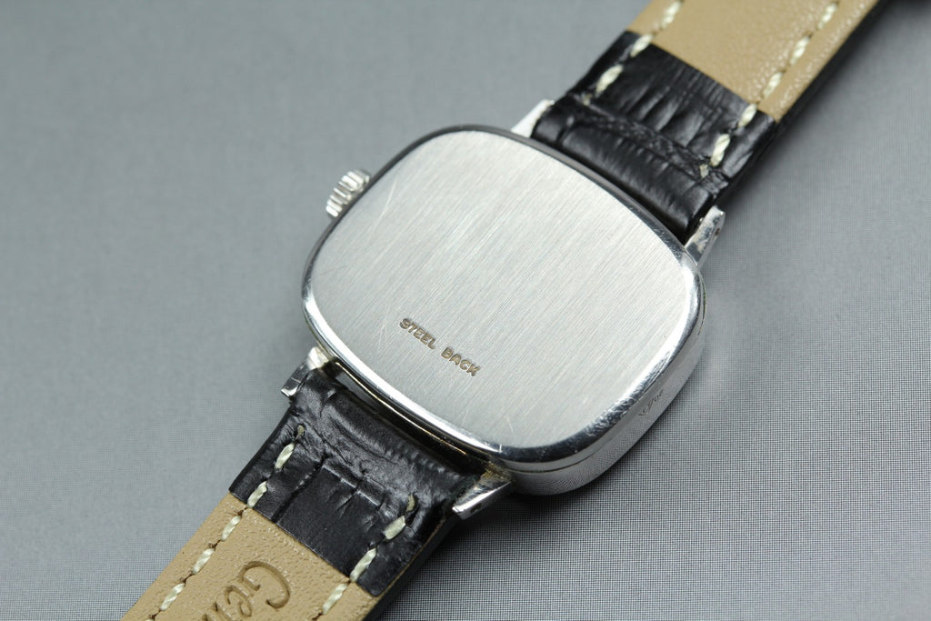 1973 Near MINT OMEGA Geneve 24mm 511.413 Manual Silver Dial Women's Vintage