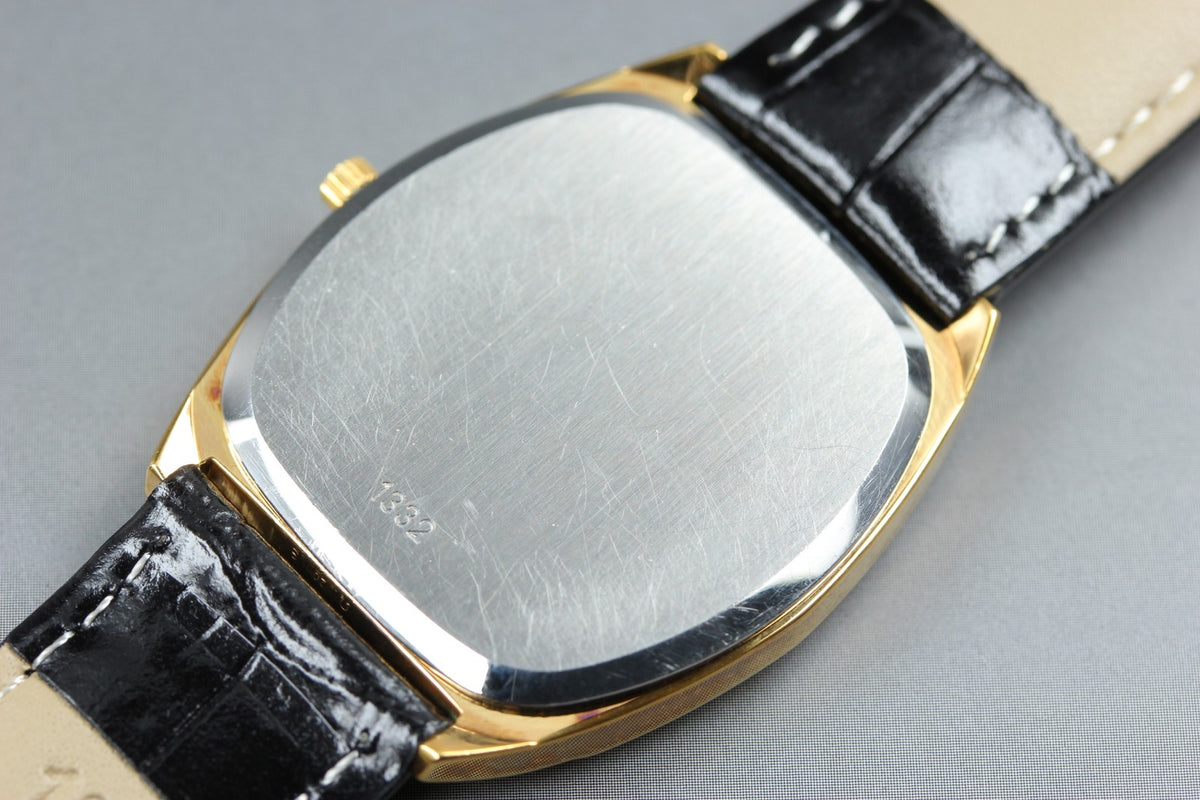 Serviced 1980 Near MINT OMEGA De Ville 33mm 192.0046 Quartz Black Roman Dial Men