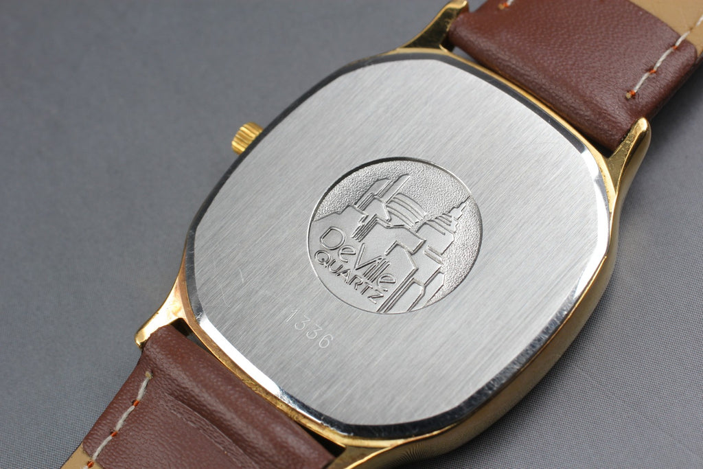 1982 Near MINT OMEGA De Ville 32mm 195.0013 Quartz Gold Dial Men's Watch Vintage