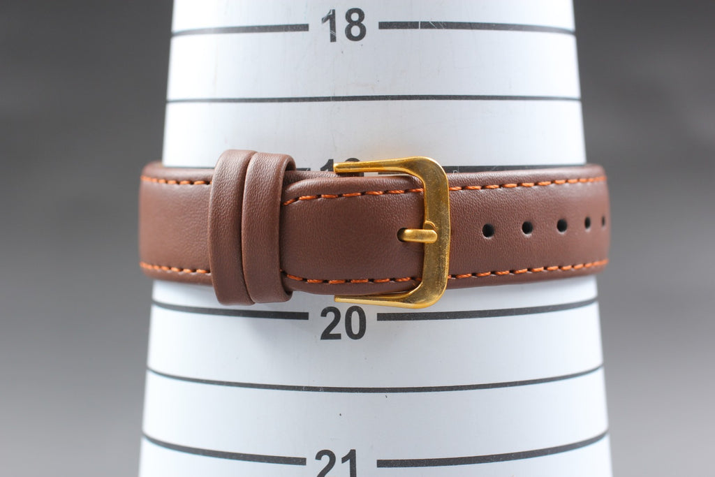 1982 Near MINT OMEGA De Ville 32mm 195.0013 Quartz Gold Dial Men's Watch Vintage
