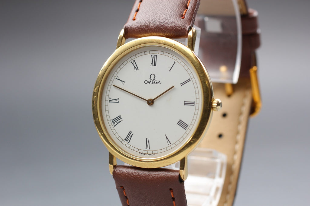 1984 Near MINT OMEGA De Ville 32mm 195.0075.2 Quartz White Roman Men's Vintage