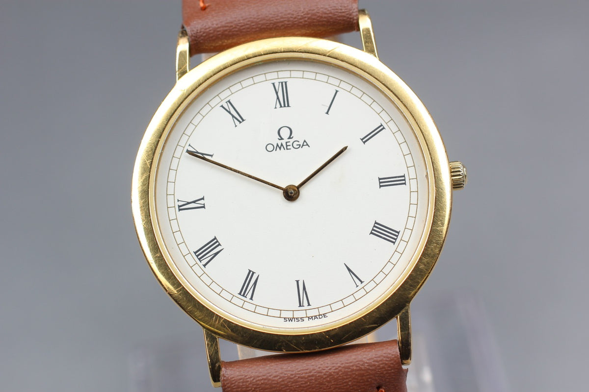 1984 Near MINT OMEGA De Ville 32mm 195.0075.2 Quartz White Roman Men's Vintage