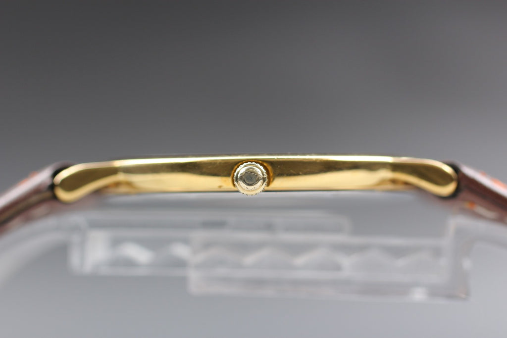 1984 Near MINT OMEGA De Ville 32mm 195.0075.2 Quartz White Roman Men's Vintage