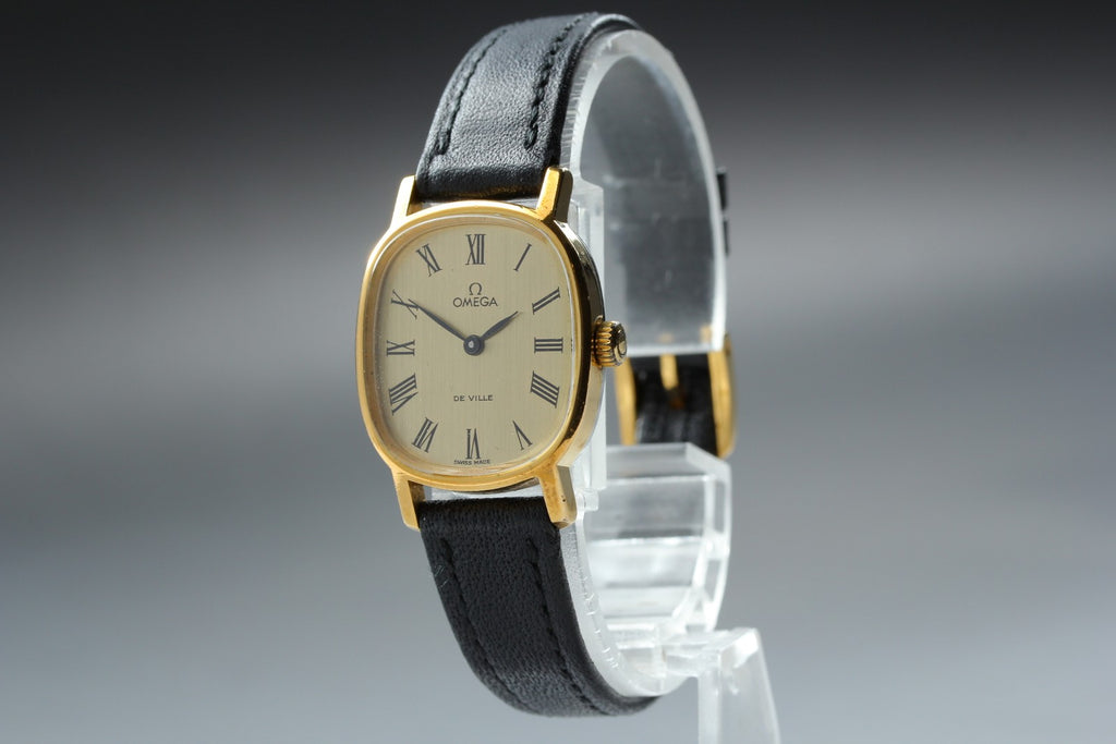 1977 Near MINT OMEGA De Ville 21mm 511.0509 Manual Gold Roman Dial Women Vintage