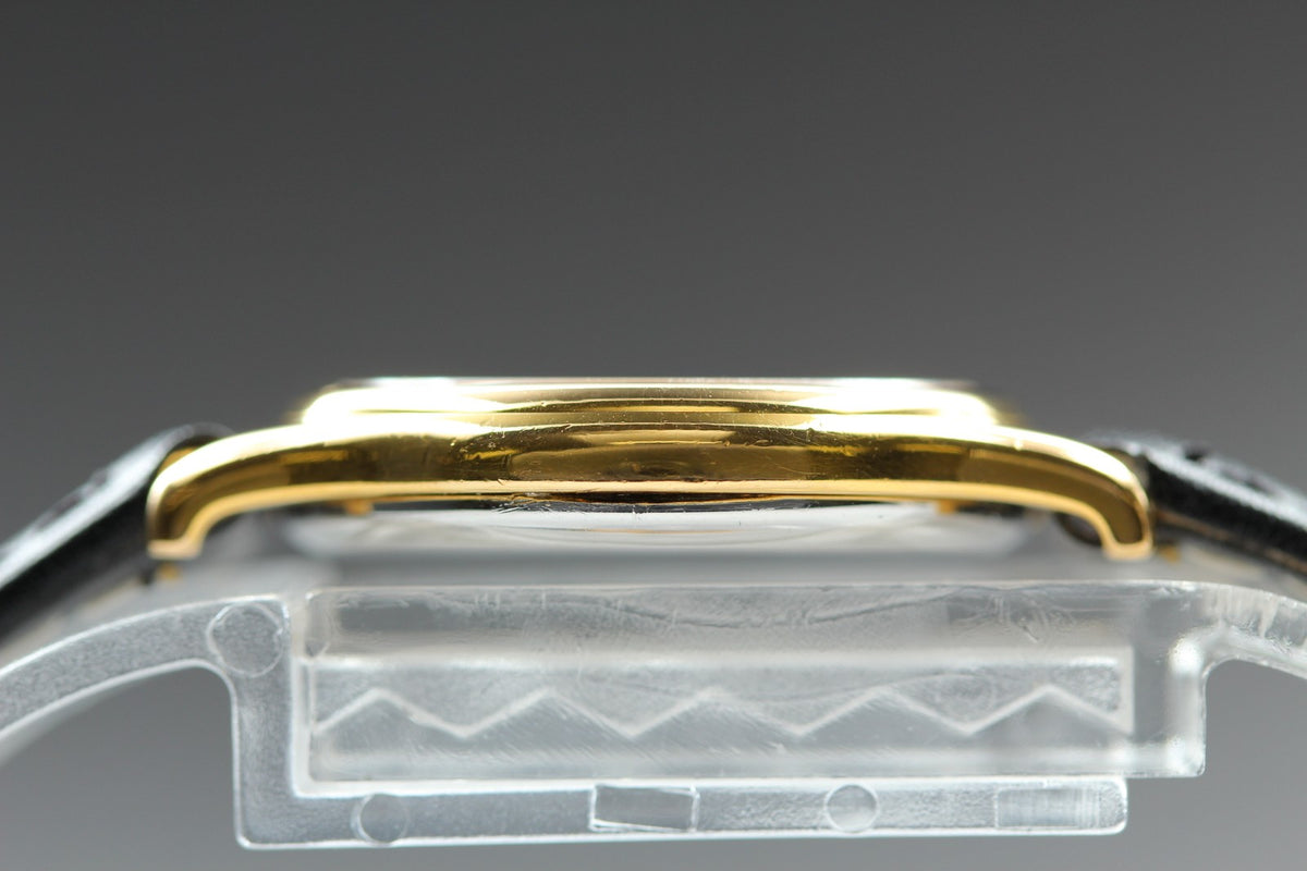 1982 Near MINT OMEGA De Ville 24mm 591.0094 Quartz Gold Dial Women's Vintage