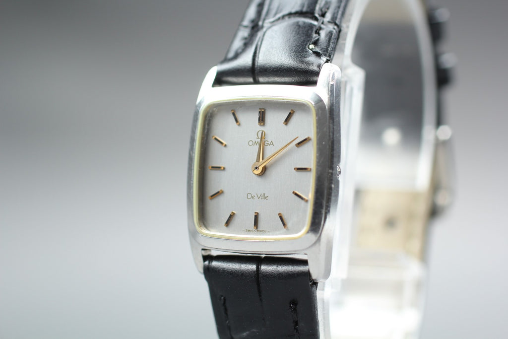 1982 OMEGA De Ville 19mm 591.0230 Quartz Silver Dial Women's Watch Vintage Exc+5