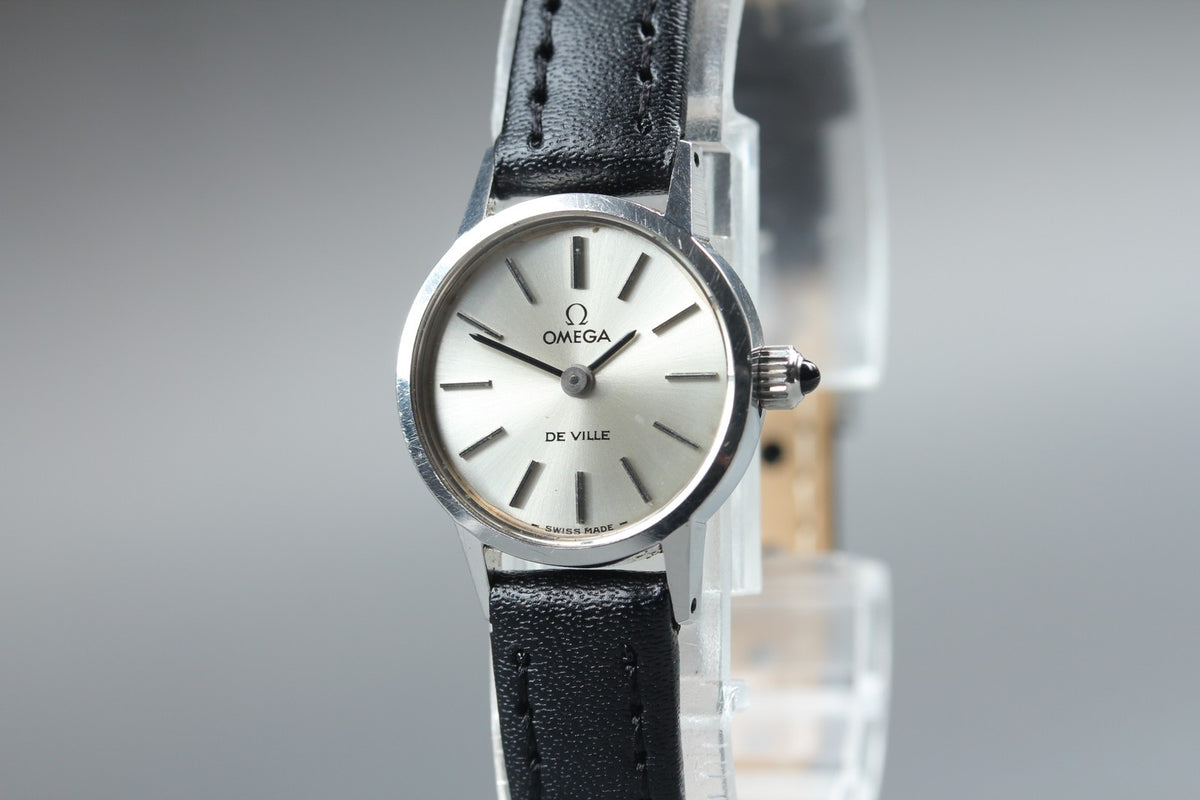 1975 Near MINT OMEGA De Ville 20mm 511.0371 Manual Silver Dial Women's Vintage