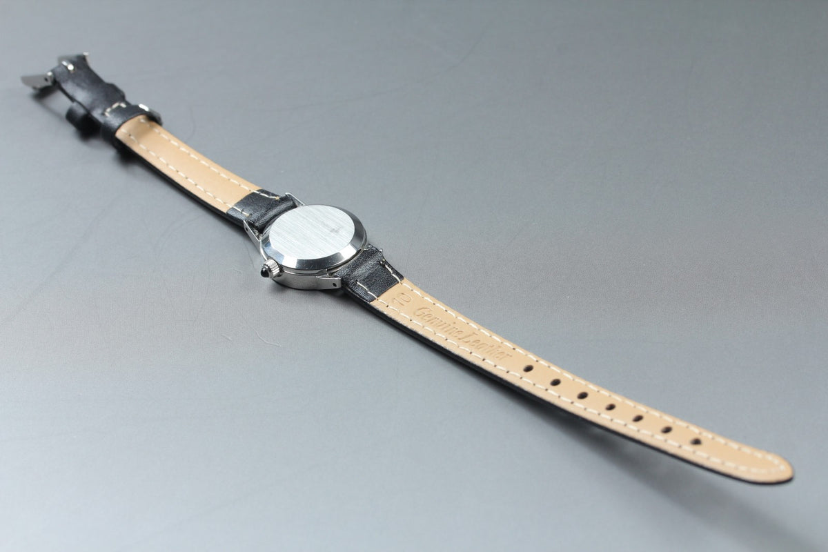 1975 Near MINT OMEGA De Ville 20mm 511.0371 Manual Silver Dial Women's Vintage