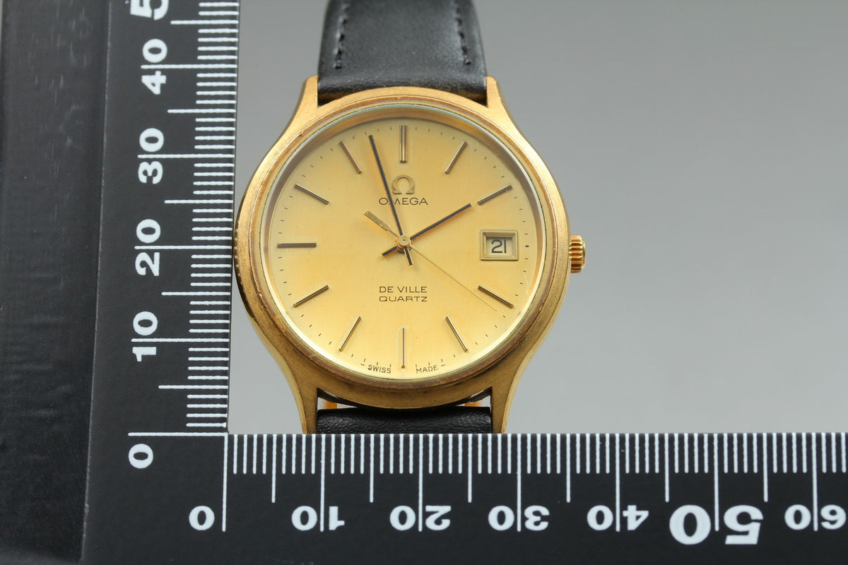 1977 Near MINT OMEGA De Ville 35mm 192.0033 Quartz Gold Dial Men's Watch Vintage