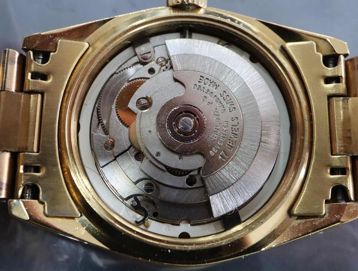 Near MINT BULOVA Super Seville 35mm 4410101 Automatic Gold Dial Men's Vintage