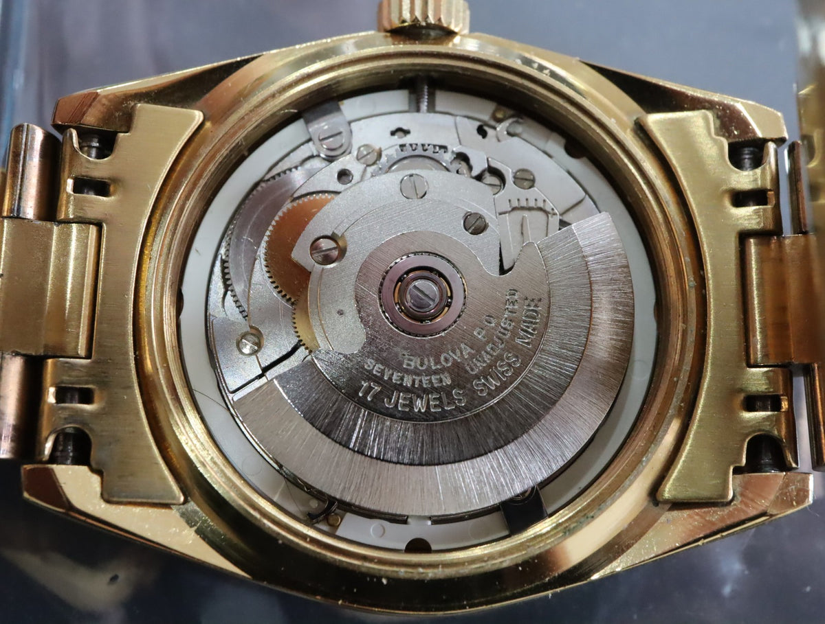Near MINT BULOVA Super Seville 35mm 4410101 Automatic Gold Dial Men's Vintage
