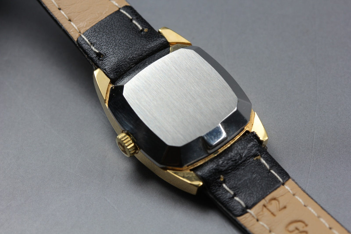 1969 Near MINT OMEGA De Ville 20mm 551.050 Automatic Champagne Women's Vintage