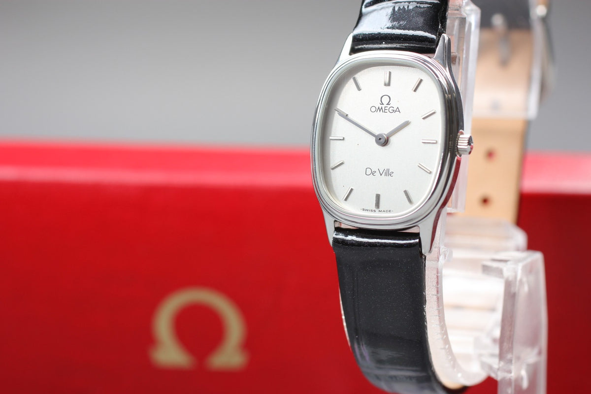 1984 MINT/Box, Paper OMEGA De Ville 19mm 591.0281 Quartz Silver Women's Vintage